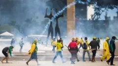 በብራዚል አመጸኞቹ በዋና ከተማዋ የሚገኙ ቁልፍ መንግሥት መሥሪያ ቤቶችን ተቆጣጥሯል