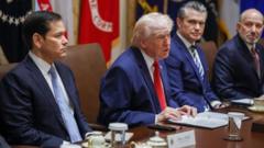 Trump: Tahran ile görüşmeler sürüyor, İran'ın enerji santrallerine 10 gün daha saldırmayacağız