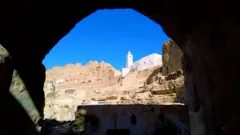 قصور وغيران تونس