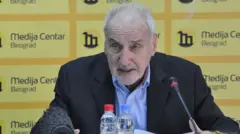 Vladimir Vukčević na konferenciji za novinare u prostorijama Medija centra u Beogradu