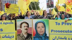 İranlı protesto Anvers mahkeme