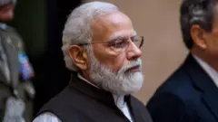 मोदी