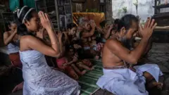  komunitas adat Desa Tenganan Pegringsingan