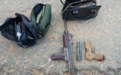 အခင်းဖြစ်ပွားတဲ့နေရာမှာ တွေ့ရတဲ့ လက်နက်တချို့