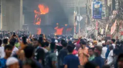 बाङ्ग्लादेशमा जारी प्रदर्शन 