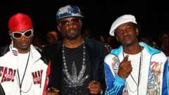 Foto of Paul, Jude and Peter Okoye during di MTV Awards for Abuja, 2008