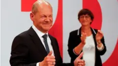 นายโอลาฟ ชอลซ์ หัวหน้าพรรคโซเชียลเดโมแครต