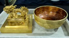 Ấn vàng