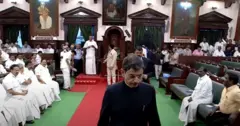 ஆளுநர்