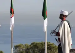 Un garde républicain algérien