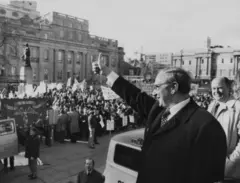 Protesto de sindicatos na Trafalgar Square, em Londres.