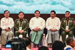 အထက်ပါ ဓါတ်ပုံမှ ဗိုလ်ချုပ်ကြီး တချို့ ရွေးကောက်ပွဲ ဝင်ပြိုင်မယ်