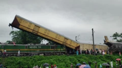 रेल हादसा