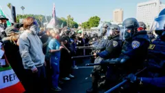 அமெரிக்கா, டிரம்ப், லாஸ் ஏஞ்சலஸ் வன்முறை, குடியேற்றக் கட்டுப்பாடுகள் 