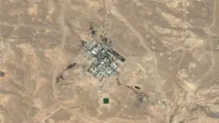 ኔጌቭ በረሃ ውስጥ የሚገኘው የሺሞን ፔሬዝ ኔጌቭ የኒው ክሌር ምርምር ማዕከል በ2020 ከሳተላይት የተነሳ ፎቶ 