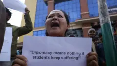 طلبہ نیپالی