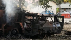 Veículo destruído nos ataques dos EUA na Venezuela