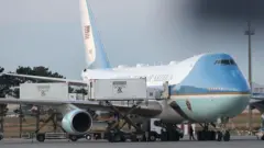 El Air Force One en Ankara el 8 de julio