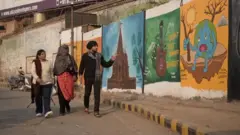 குவாலியர் நகரில் சுவரோவியங்கள்