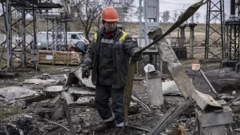 Billionaire Andrew Forrest launches $25bn fund for reconstruction