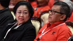 Ketua Umum PDI-P Megawati Sukarnoputri (kiri) dan Sekretaris Jenderal Hasto Kristiyanto.