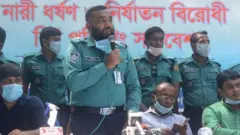 ঢাকা বিশ্ববিদ্যালয়ে সমাবেশ