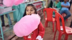 बुढ्ढी के बाल 