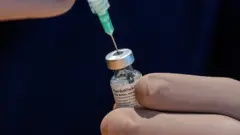 واکسن کرونا