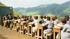 تدریس در کردستان