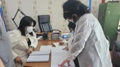 Соғлиқни сақлаш вазирлигининг Санитария-эпидемиология хизматини мувофиқлаштириш бўлими раҳбари Латофат Анварова №3 болалар инфекцион шифохонасидан ушбу суратни улашди.