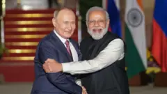 पुतिन और मोदी की फ़ाइल फ़ोटो