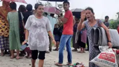 बेलकामा मानिसहरू घर फर्किन थालेका छन्