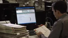 processos judiciais em papel