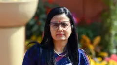 महुआ मोइत्रा