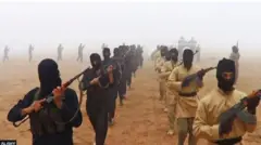 Ikọ awọn agbebọn to gbe ibọn lọwọ