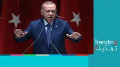 الرئيس التركي رجب طيب أردوغان يتحدث لأعضاء حذبه