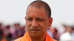 योगी आदित्यनाथ, नाथ संप्रदाय, गोरक्षधाम, भाजप, युवा हिंदू वाहिनी, उत्तर प्रदेश