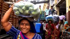 இந்திய பணவீக்கத்தில் சிறிய சரிவு