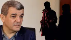 Фото депутата Фазиля Мустафы на фоне силуэта убийци в нуарном стиле