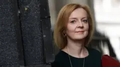 Лиз Трасс (24 мая)