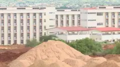 Yunvarsiitii Booranaa gar-tokkoon
