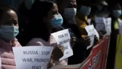 नेपालमा युद्धविरोधी प्रदर्शन