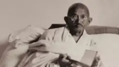 महात्मा गांधी, भारत, ब्रिटिश, स्वातंत्र्यसंग्राम, चर्चिल