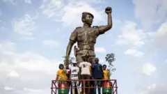 ቶማስ ሳንካራ ኣንጻር ኢምፔሪያሊዝምን ባዕዳዊ መግዛእትን ተቓሊሱ