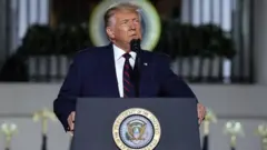الرئيس الأمريكي دونالد ترامب
