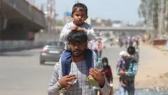 వలస కార్మికుడు