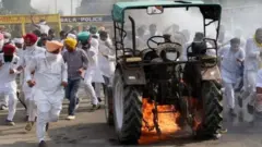 मोदी सरकार को किसान आंदोलन से हो रहा है कितना नुक़सान?