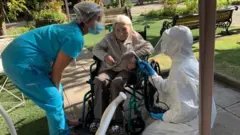 Baada ya kupona virusi vya corona Juana Zúñiga anatarajia kusherehekea kumbukumbu ya kuzaliwa kwake miaka 112 iliyopita