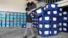 ټاکنې