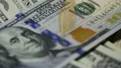 Працівниця банку роками знімала гроші з депозиту клієнта. Вивела понад $60 тисяч